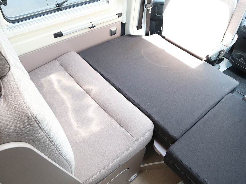 Burstner Eliseo C 642 2025 Campervan - Large 33