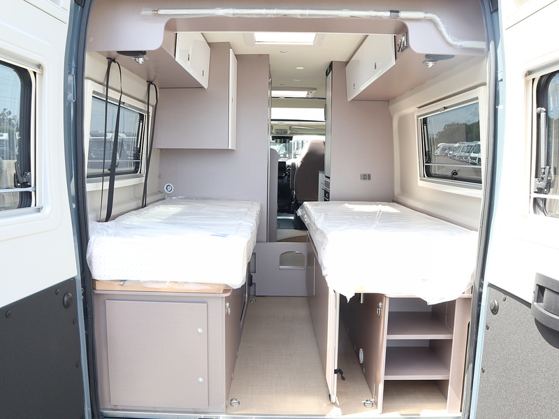 Burstner Eliseo C 642 2025 Campervan - Large 9