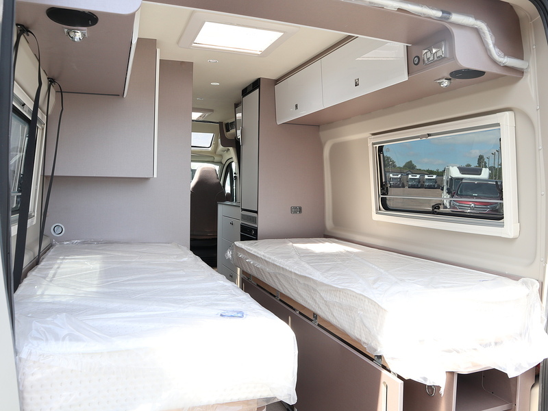 Burstner Eliseo C 642 2025 Campervan - Large 10