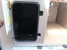 Burstner Eliseo C 602 2025 Campervan6