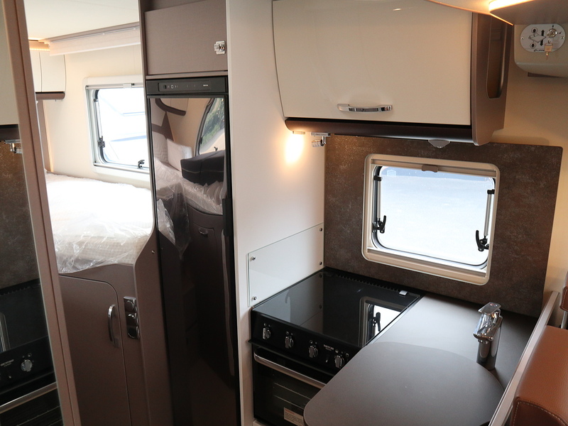 Burstner Lyseo TD 690 G Maxi Chassis 2025 Motorhome - Large 17