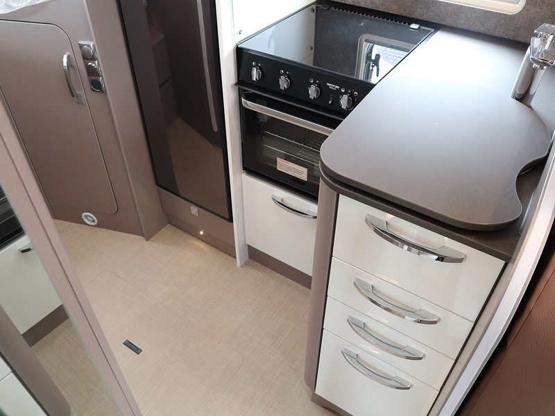 Burstner Lyseo TD 690 G Maxi Chassis 2025 Motorhome - Large 20