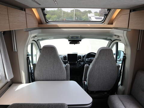 Burstner Campeo TD IT 690 G Maxi Chassis Motorhome - N2399