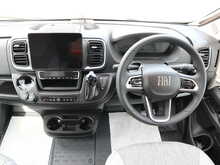Burstner Campeo TD IT 690 G Maxi Chassis 2025 Motorhome9