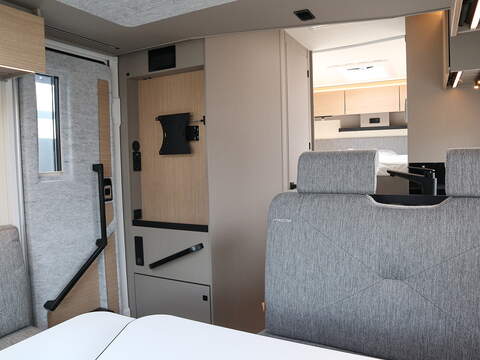 Burstner Campeo TD IT 690 G Maxi Chassis Motorhome - N2399