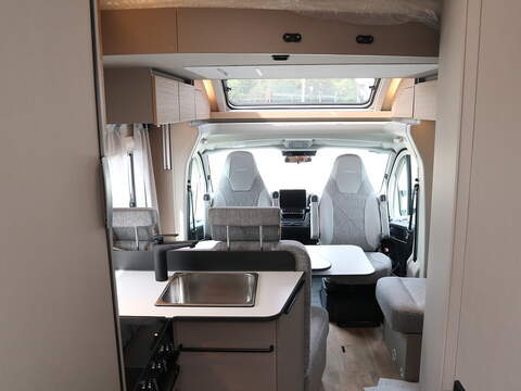 Burstner Campeo TD IT 690 G Maxi Chassis Motorhome - N2399