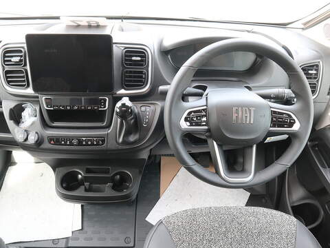 Burstner Lyseo Skyline IT 690 Motorhome - N2402
