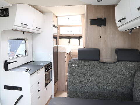 Burstner Lyseo Skyline IT 690 Motorhome - N2402