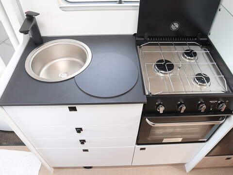 Burstner Lyseo Skyline IT 690 Motorhome - N2402