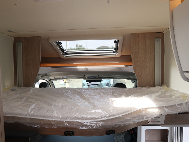 Burstner Lyseo Skyline IT 690 Motorhome - N2402
