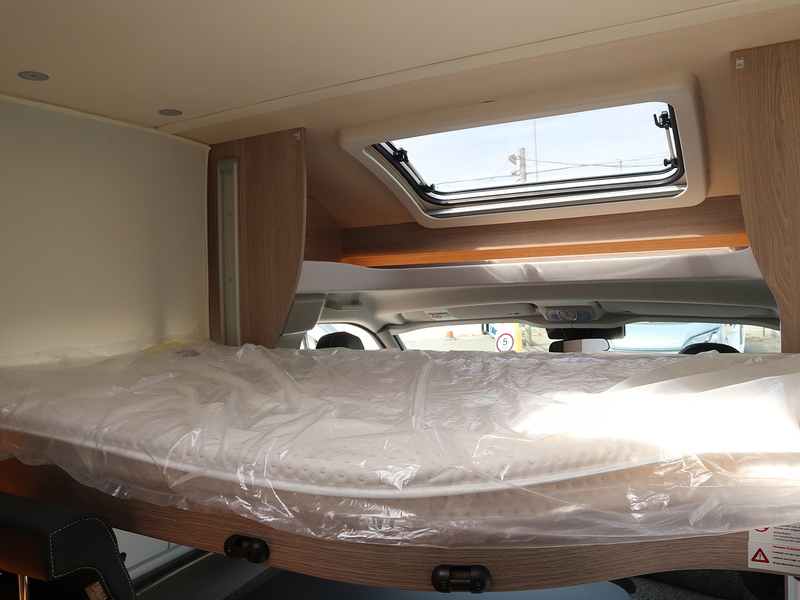 Burstner Lyseo Skyline IT 690 Motorhome - N2402