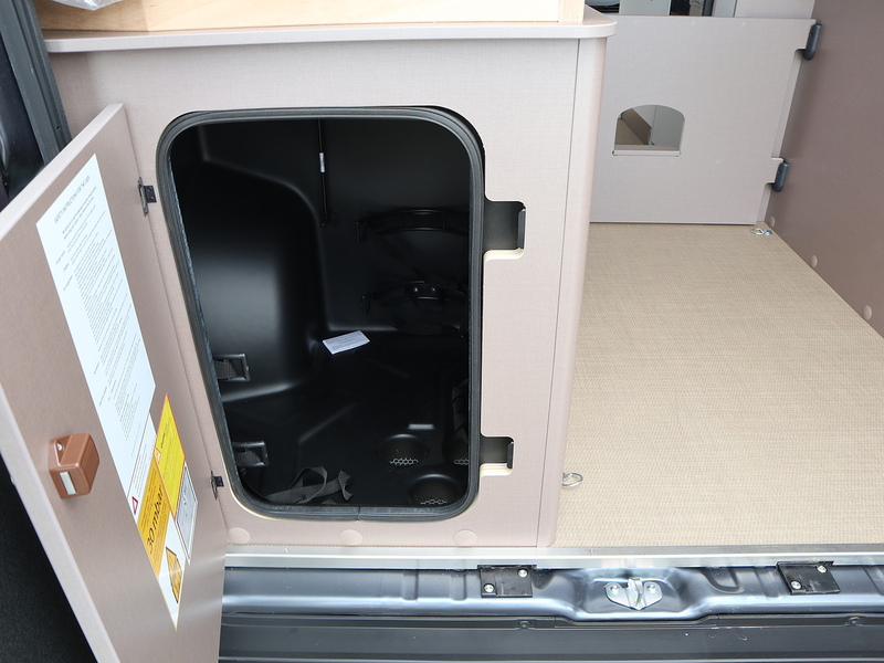 Burstner Eliseo C 602 Campervan - N2403