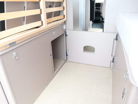 Burstner Eliseo C 602 Campervan - N2403