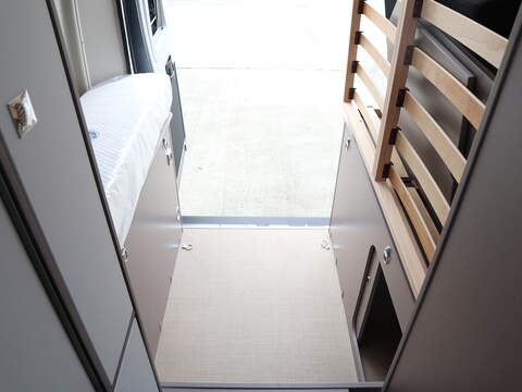 Burstner Eliseo C 602 Campervan - N2403