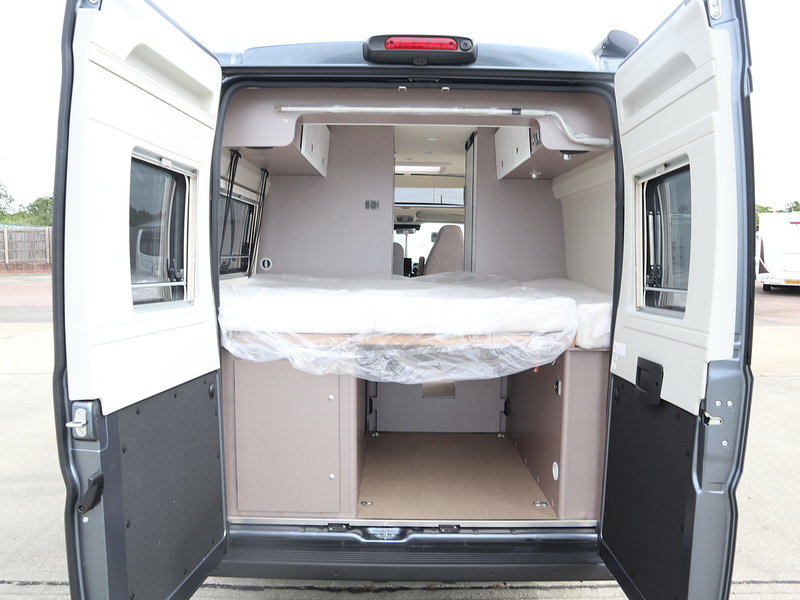 Burstner Eliseo C 602 Campervan - N2403