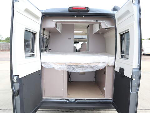 Burstner Eliseo C 602 Campervan - N2403