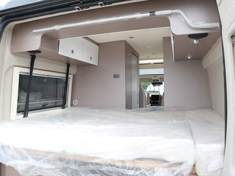 Burstner Eliseo C 602 Campervan - N2403
