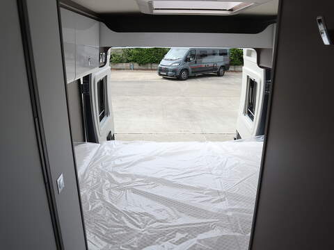 Burstner Eliseo C 602 Campervan - N2403