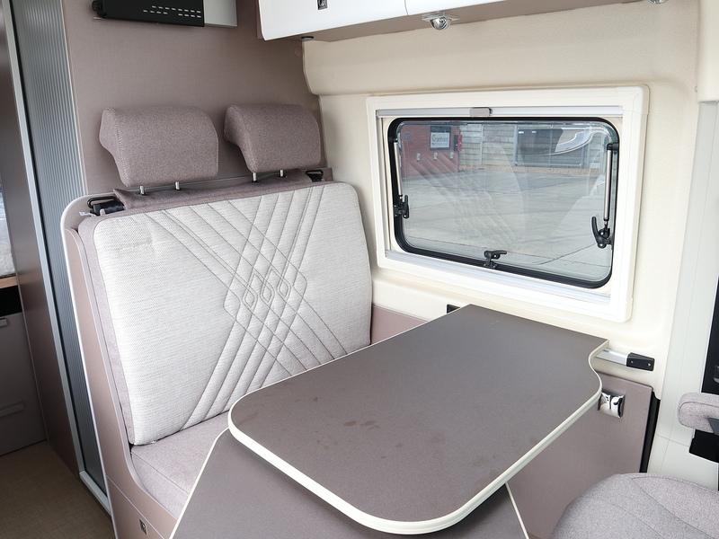 Burstner Eliseo C 602 Campervan - N2403