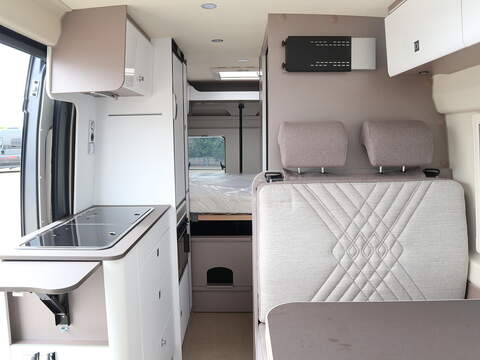 Burstner Eliseo C 602 Campervan - N2403