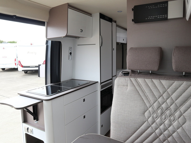 Burstner Eliseo C 602 Campervan - N2403
