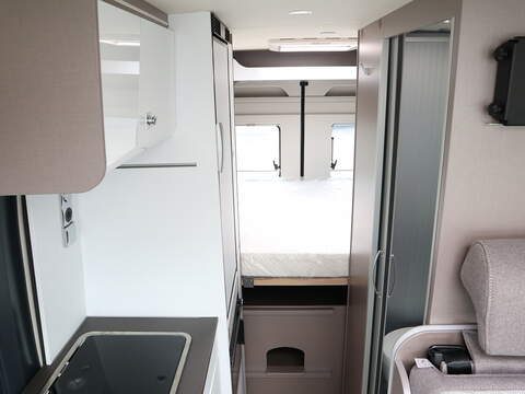 Burstner Eliseo C 602 Campervan - N2403