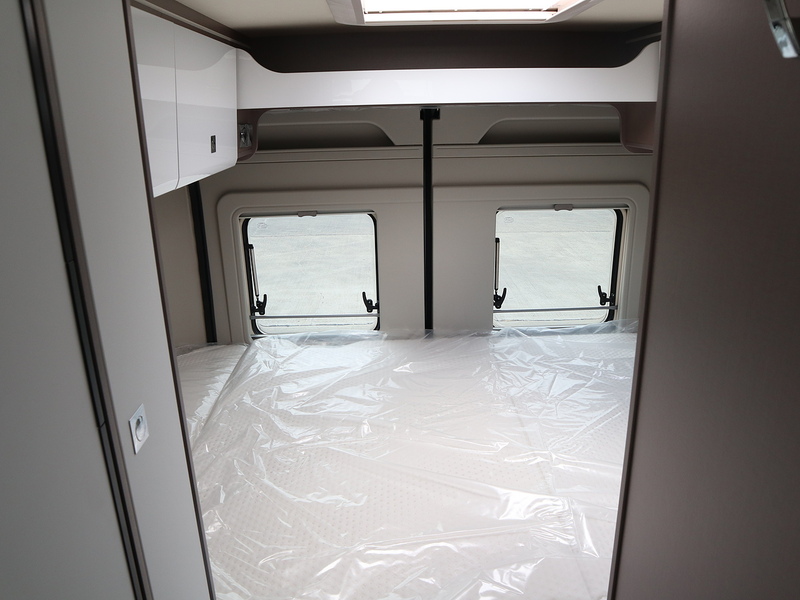 Burstner Eliseo C 602 Campervan - N2403