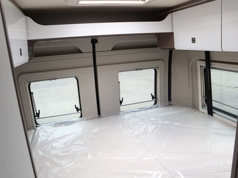 Burstner Eliseo C 602 Campervan - N2403