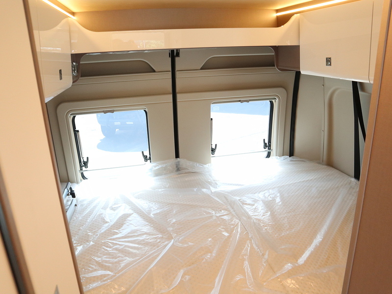 Burstner Eliseo C 602 Pop Top 2025 Campervan - Large 37