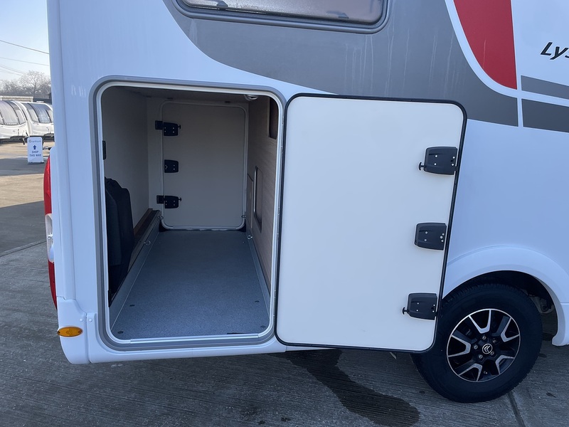 Burstner Lyseo Time I 690G 2018 A Class Motorhome - Large 21