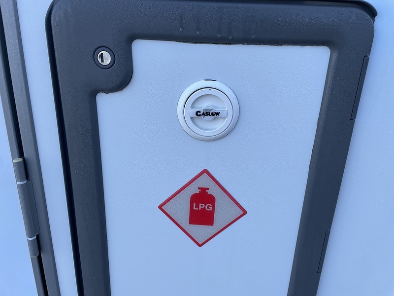 Burstner Lyseo Time I 690G 2018 A Class Motorhome - Large 23