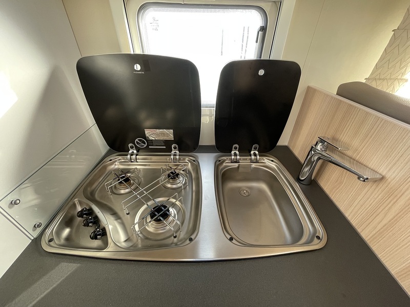 Burstner Lyseo Time I 690G 2018 A Class Motorhome - Large 11