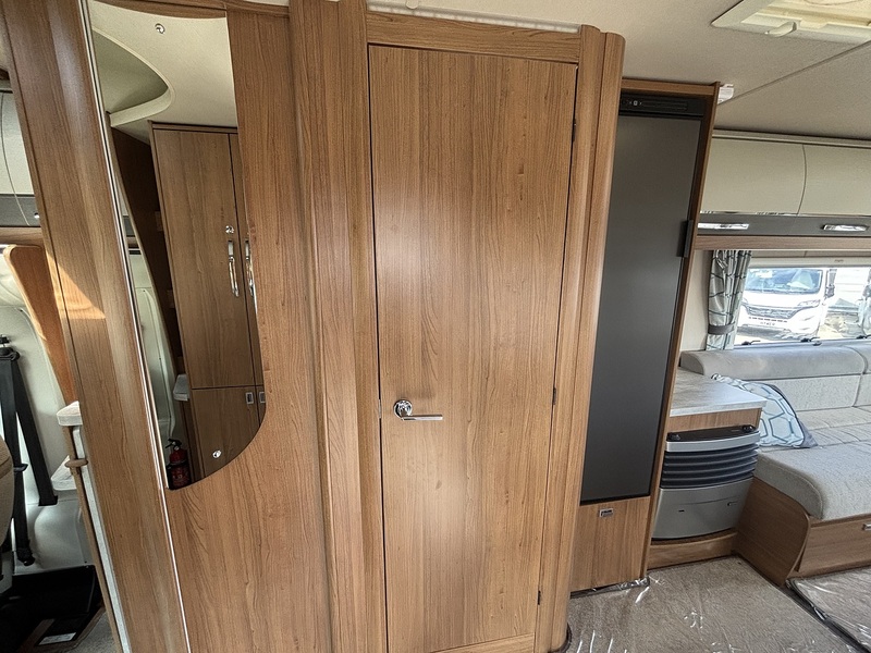 Autotrail Apache 634 2019 Motorhome - Large 34