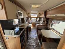 Swift Challenger SE 530 2014 Caravan2