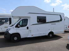 Weinsberg 600 DKG 2017 Motorhome7