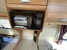 Bailey Unicorn Madrid 2011 Caravan12