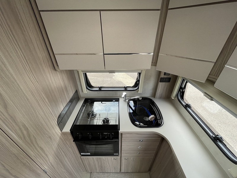 Elddis Xplore 442 2024 Caravan - Large 4