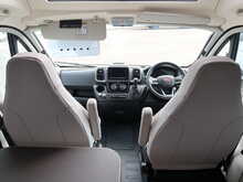 Burstner Eliseo C 540 2025 Campervan7
