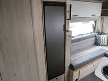 Autotrail F-Line F68 2024 Motorhome11