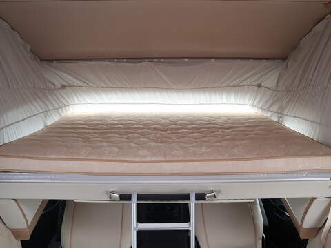 Autotrail Grande Frontier GF-88 Motorhome - U2390