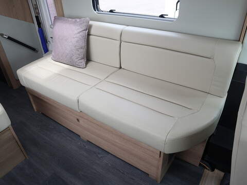 Autotrail Grande Frontier GF-88 Motorhome - U2390