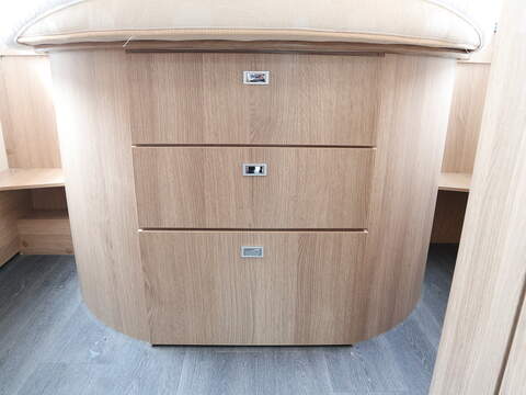 Autotrail Grande Frontier GF-88 Motorhome - U2390