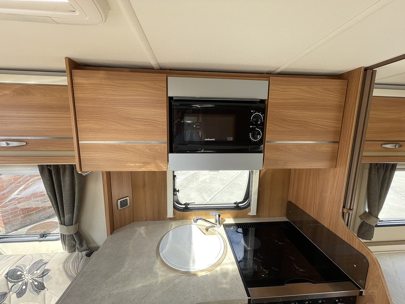 Swift Challenger Sport 564 2013 Caravan - Large 9