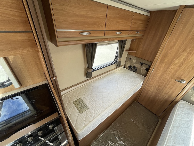 Swift Challenger Sport 564 2013 Caravan - Large 17