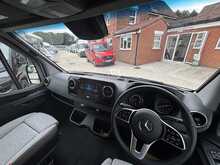 Hymer Grand Canyon S 600 2025 Campervan10