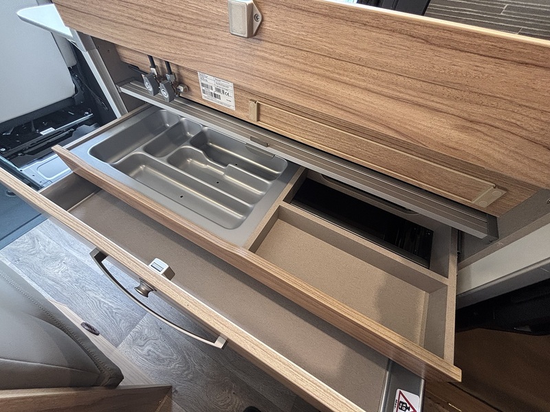 Hymer Grand Canyon S 600 2025 Campervan - Large 34