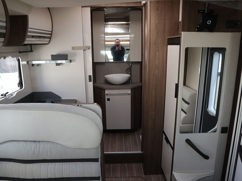 Rollerteam T-Line 740 2023 Motorhome - Large 10