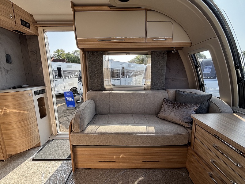 Bailey Unicorn Vigo 2023 Caravan - Large 13