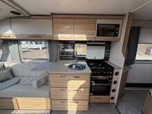 Bailey Unicorn Vigo 2023 Caravan16