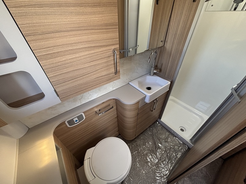 Bailey Unicorn Vigo 2023 Caravan - Large 33